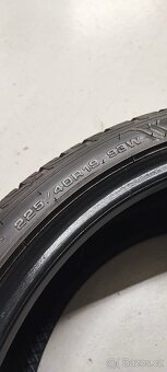 1ks 225/40/19 Goodyear Ultra, DOT 3021, vzorek 8.0mm. - 3