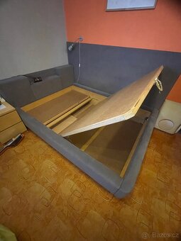 Nově čalouněná postel s úložným prostorem 140x200cm - 3