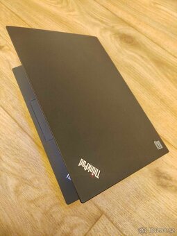 Predám Lenovo ThinkPad T14s (Intel, i7, 32 GB RAM) - 3