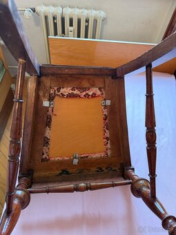 Dřevěná starožitná židle - 3