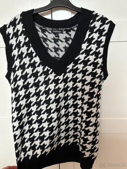 Dámská vesta BOOHOO - 3