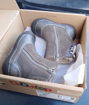 DĚTSKE BOTY ++DĚTSKE VODITKO - 3