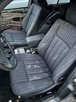 Mercedes Benz W124 300TD - 3