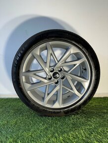 Alu kola 5x114.3 R20 s letním pneu (new) - 3