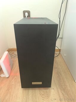Herní PC: i7 9700F RX 6700 XT 12GB 16GB RAM - 3