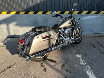 Harley Davidson ROADKING - 435.000 Kč - 3