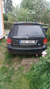 Volkswagen golf - 3