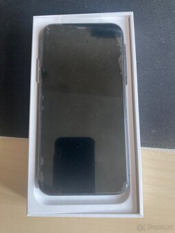 iPhone 11 64 GB - 3
