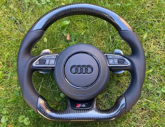 AUDI VOLANT CARBONOVY - zkoseny - karbon - perforovana koža - 3