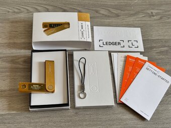 Ledger Nano X peněženka Cold crypto Hardware wallet gold - 3