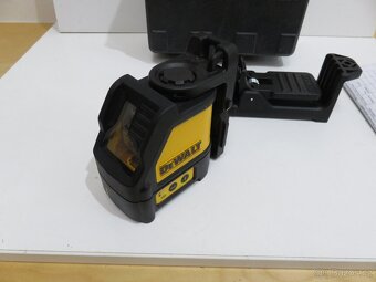 Zánovní křížový laser Dewalt DW088 - červený - 3