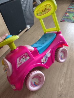 Dětské auto odrážedlo - 3