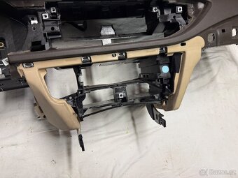 Kompletni airbagova sada + palubni deska - Audi A7 - 3