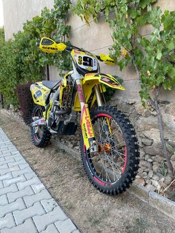 Suzuki RMZ 450 - 3