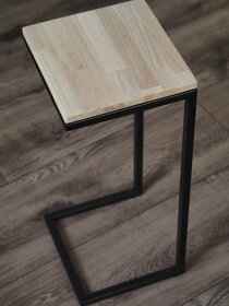 Odkládací stolek 2 - 3