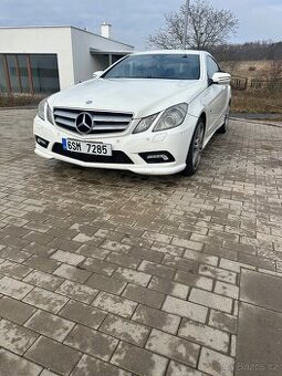 Mercedes Benz E coupe 350cdi, AMG paket, 170kW, 2. Majitel - 3