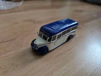 Predám modely autobusov deagostini s časopismi. - 3