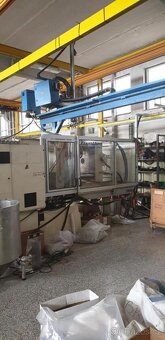 Vstřikovací lis na plasty Krauss Maffei KM 300-1400 C1 (5875 - 3