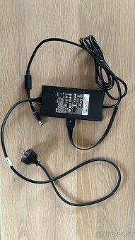 Prodám dokovací stanici Dell K17A WD15 USB-C - 3