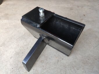 VARI Kříž štípací pro 16, 18 a 22 TON
- 3