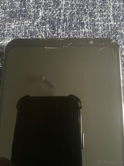 Telefon Asus ROG Phone 6 + komplet herní příslušenství - 3