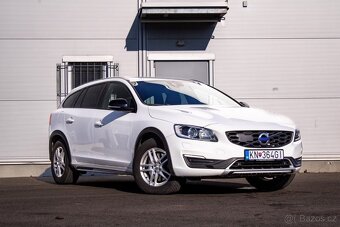 Volvo V60 Cross Country D4 2.4 AWD Automat - 3