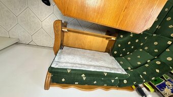 ROHOVÁ LAVICE + STŮL + DVĚ ŽIDLE - 3