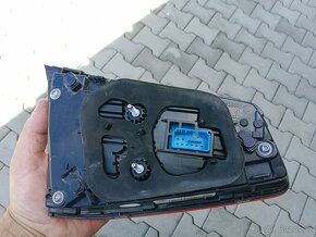 VW PASSAT B8 KOMBI LED LAMPA ZADNÍ PRAVÁ VNITŘNÍ 3G9945308A - 3