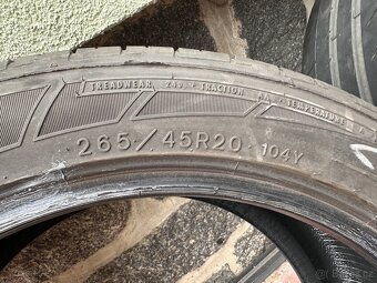 Dunlop 265/45R20 104Y - 3