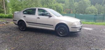 Škoda Octavia II sedan 1.6 mpi 75kw - 3