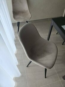 Nová designová židle Capri - 3