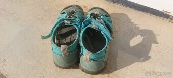 Keen velikost 34 - 3