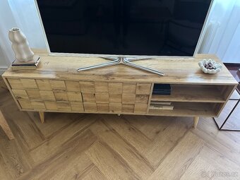 Komoda pod TV - 3