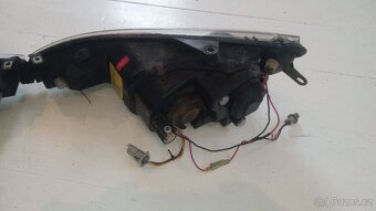 Peugeot 206 přední světla - 3