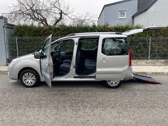 Citroën Berlingo: pro převoz vozíčkáře - 3