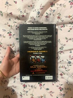 Hunger Games - komplet (Aréna smrti, Vražedná pomsta, Síla v - 3