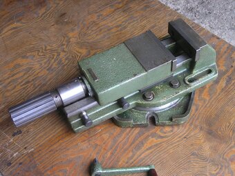 Otočný strojní svěrák - Arno Kesel - 3