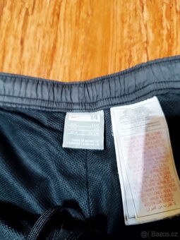 dámské šusťákové kalhoty Nike - 3