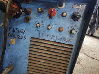 CO2 svářečka cloos 255 - 3