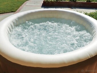 Prodám novou vířivku - 3