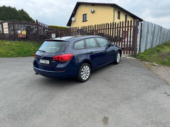 Opel Astra karavan 1.4 turbo RV: 2011 - 3