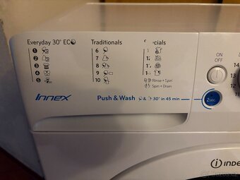 Plně funkční pračka Indesit - 3