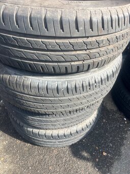 Barum Bravuris 5 185/65R15 - 3
