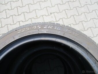 LETNÍ PNEU  - 225/45 R18 - 3