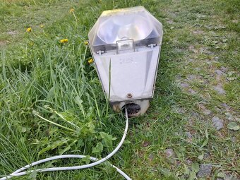 Funkční pouliční lampa - 3
