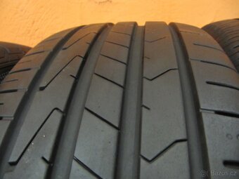 Pneu 235/55/18 Hankook - 3