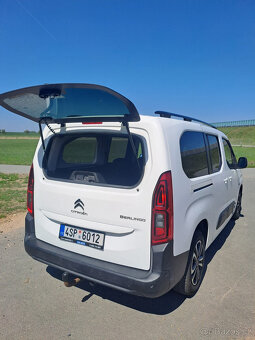 Citroen Berlingo 1,5 Blue HDi EAT8 plná výbava odečet DPH - 3