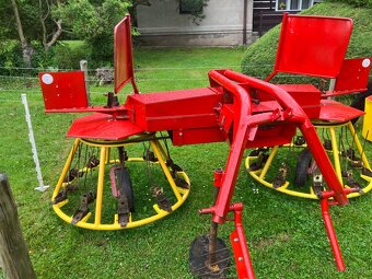 Obraceč a shrnovač sena SP4-130 - 3