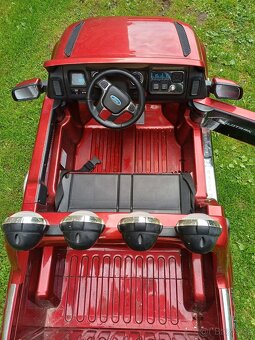 Dětské elektrické autíčko - Ranger - 3