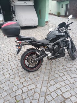 Yamaha FZ6 N S2 - 3